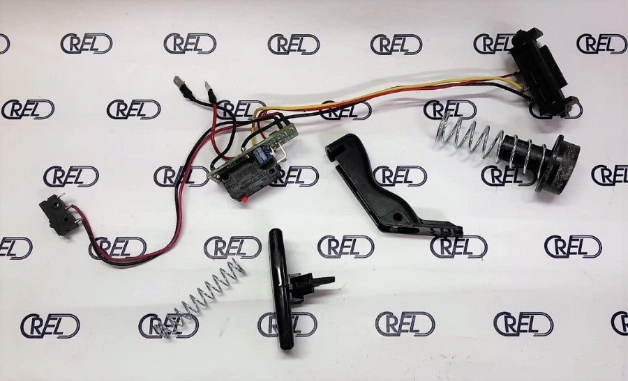 Cablaggio Elettrico Con Scheda Tagliabordi Black & Decker Stc1820p Usato