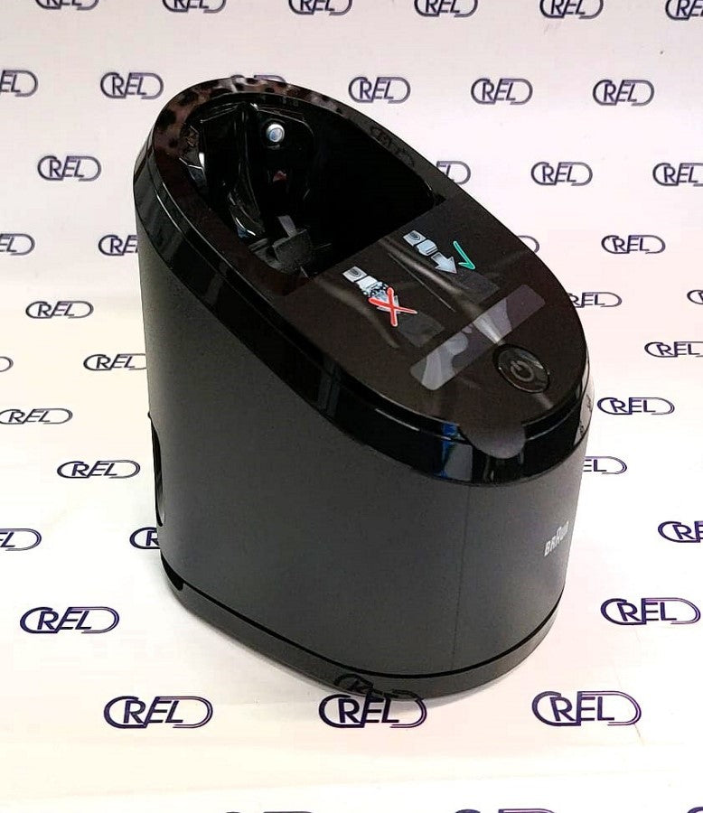 Stazione Di Pulizia E Ricarica Cleaning Center Series 9 Advanced Braun