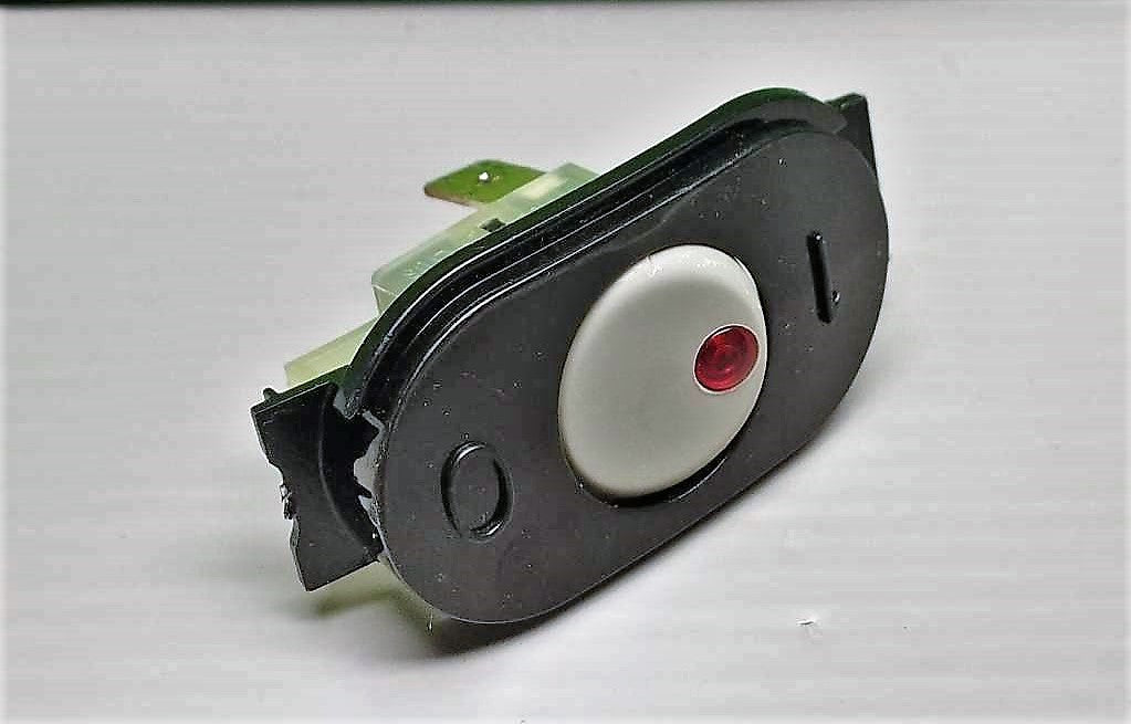 Assieme Interruttore Sistema Stirante Black E Decker Bxss2200e Usato