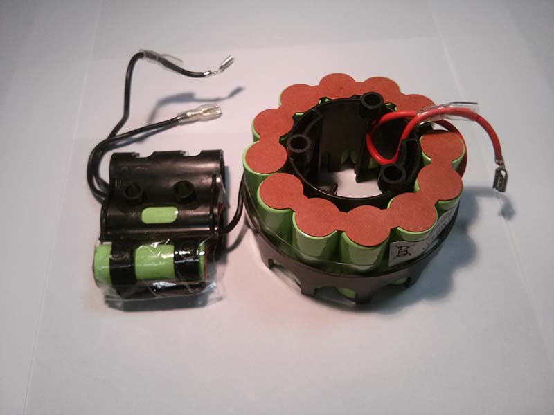 Assieme Pacco Batterie Scopa Ariete 2765