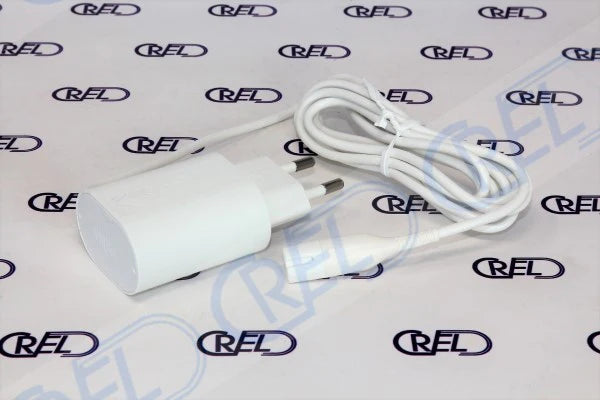 Alimentatore Braun 81747667 Usato